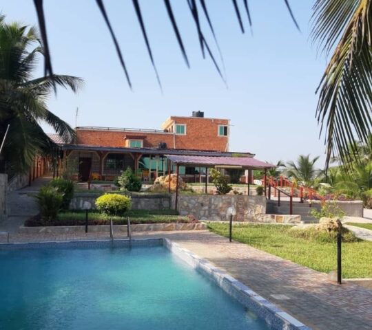 La Havena Guesthouse And Beach Resort